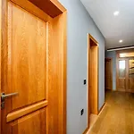 Luxury 3-bed Penthouse Sleeps 6