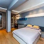Luxury 3-bed Penthouse Sleeps 6 * Sofia