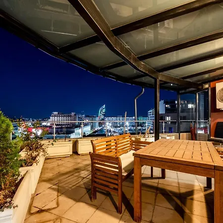 Luxury 3-bed Penthouse Sleeps 6 Apartmán Sofie